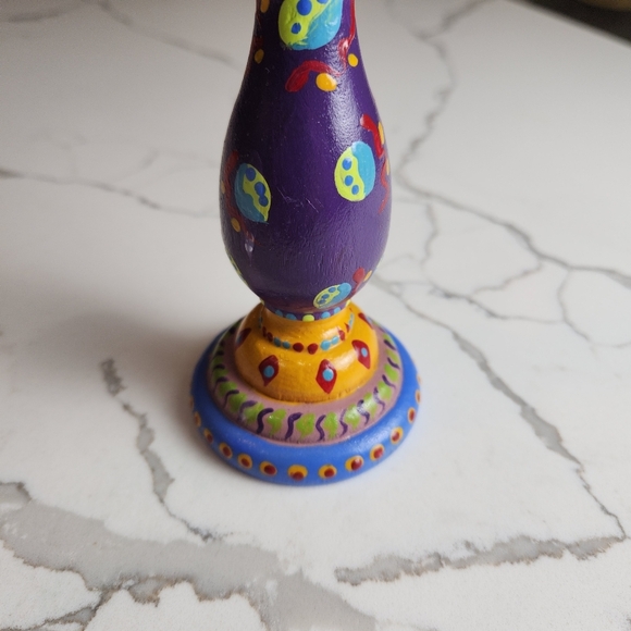 VINTAGE Y2K 2000 WOOD HAND PAINTED 🎨 CANDLE HOLDER SIGNED TERE 2000 - Picture 2 of 6